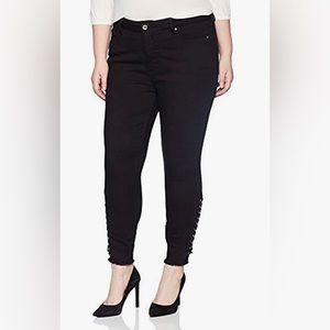 Rebel Wilson “The Siren” jeans